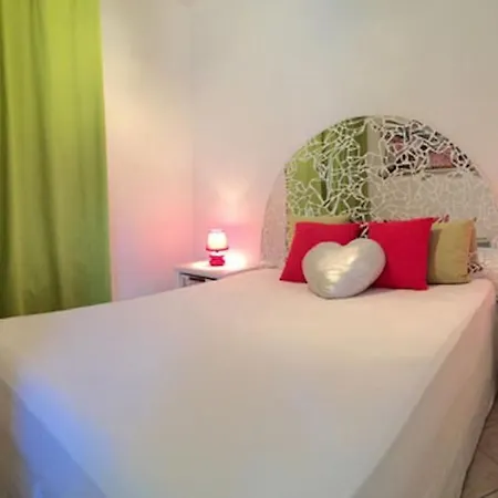 Le Clos Fleuri ★ N°10 Reverie Le Lavandou