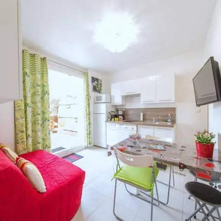 Le Clos Fleuri ★ N°10 Reverie Le Lavandou